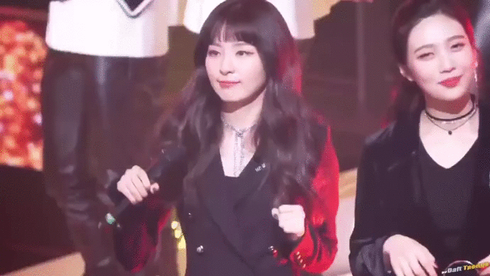 슬기와 조이 놀람의 반응 온도차.gif | 인스티즈