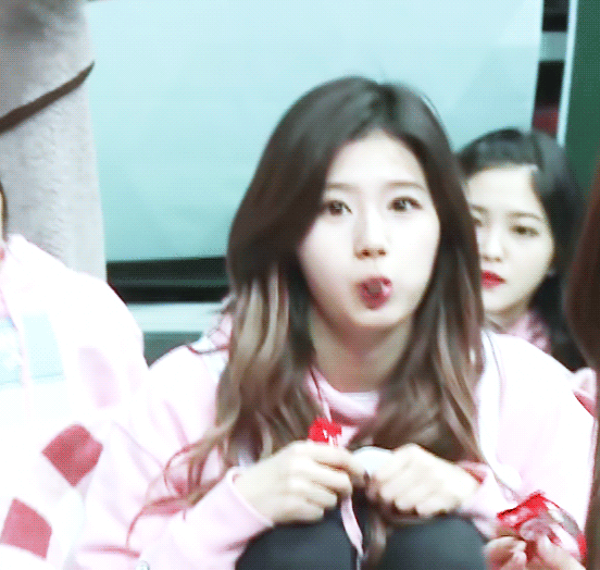 사랑스러운 매력이 있는 사나.gif | 인스티즈