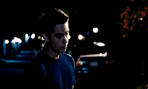 처음보는 사람이랑 연애상담 하다가 같이 자버렸어요.gif | 인스티즈