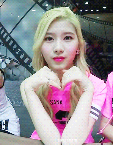 끼부리는 요오오오오오망한 사나.gif | 인스티즈