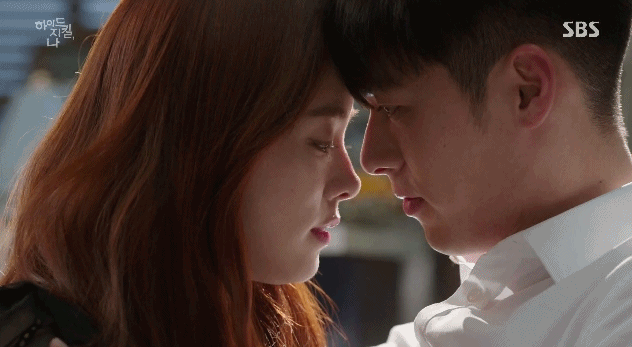 드라마 역사상 길이 남을 것 같은 키스신.gif | 인스티즈