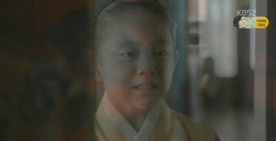 [구르미그린달빛] 대사없이 표정으로만 감정 전달하는 아역의 연기.gif | 인스티즈