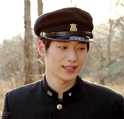 [고르기] 오갈데 없는 여시와 함께 있어줄 사람을 골라보자 | 인스티즈