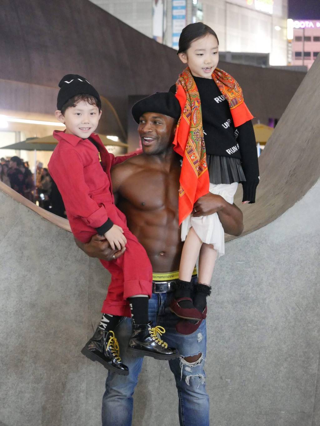 2018 S/S 서울 패션 위크 직찍.jpg (2017.10.21) | 인스티즈