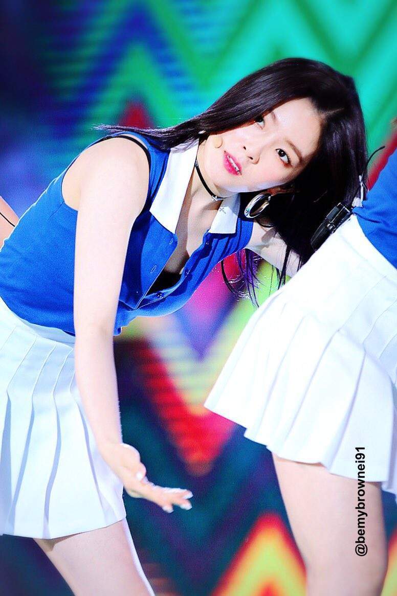 다시 흑발로 돌아온 아이린 | 인스티즈