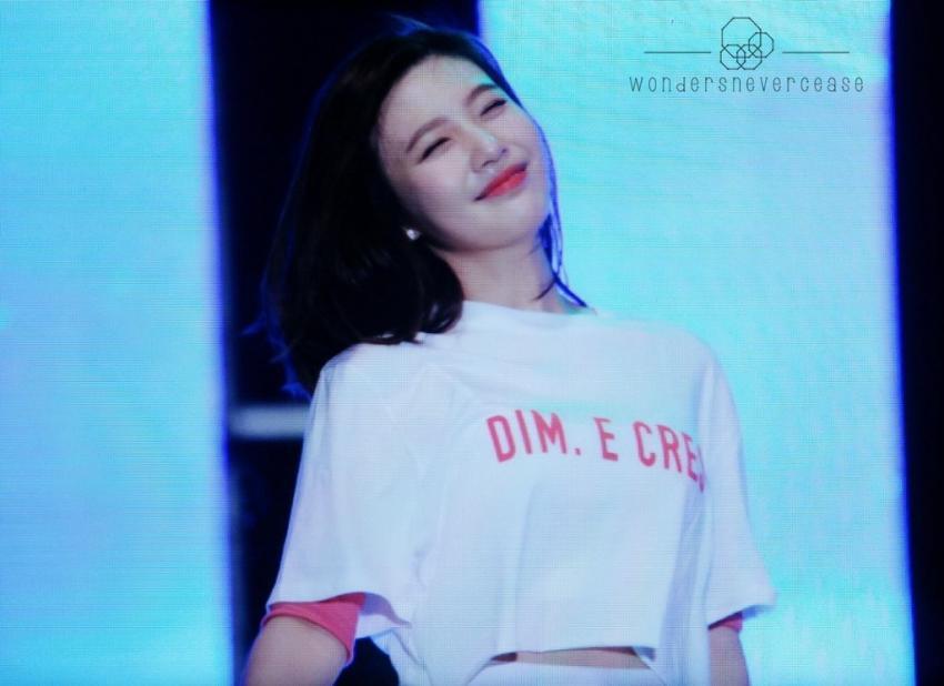 데뷔초 애기에서 여자가 되어가는 조이 .jpgif | 인스티즈