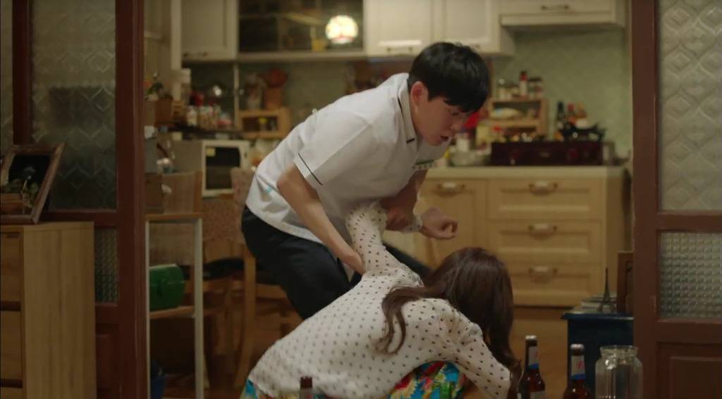 [부암동복수자들] 흔하지 않은 재벌의 술먹고 돈 하는 스케일 | 인스티즈