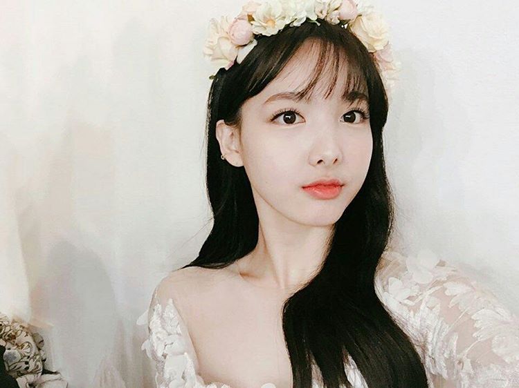 트와이스 나연 - 폰 배경화면 & 잠금화면. png | 인스티즈