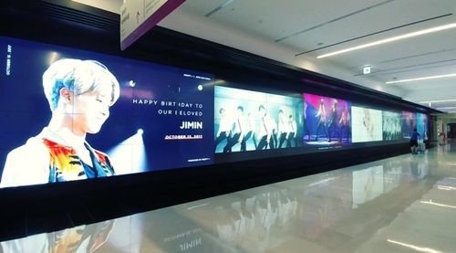 [스브스타] '방탄소년단' 지민 위한 생일선물…'100m 길이' 디지털 광고 | 인스티즈