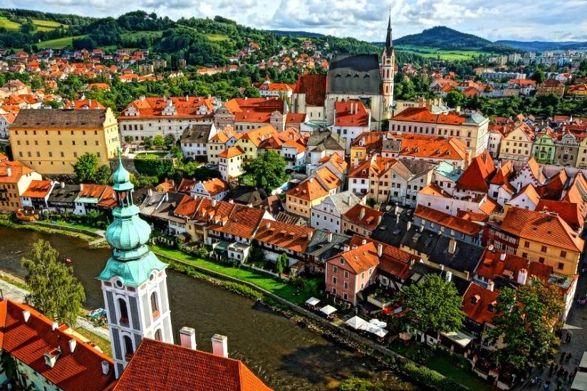 여행 한번 더 간다 vs 안간다 | 인스티즈