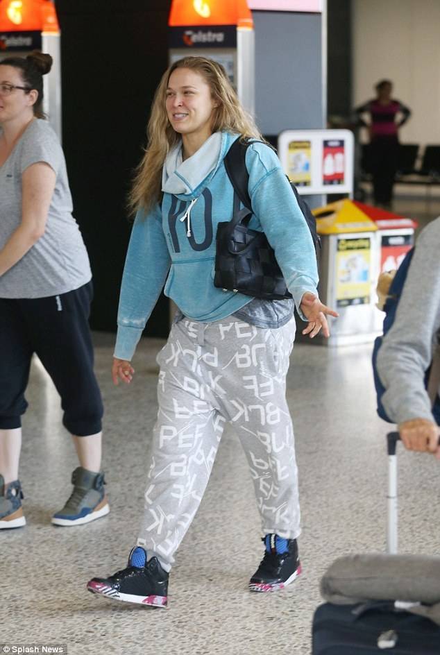 충격적인 론다로우지 비시즌.JPG | 인스티즈