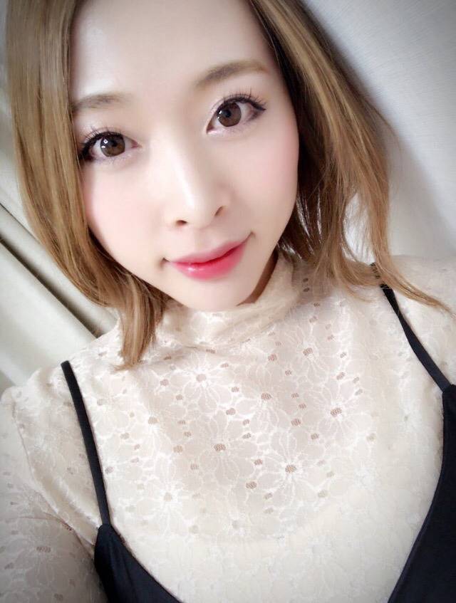 백옥같은 피부와 몸매지만 은근 저평가 경향이 있는(언급이 잘 안되는) 배우 | 인스티즈