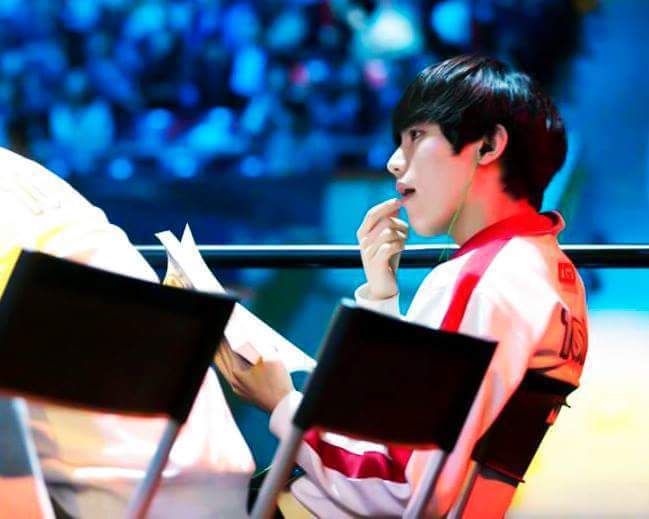 잘생겨서 실검 1위도 장악했었던 프로게이머 | 인스티즈