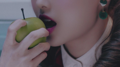 사랑노래에서 대놓고 나 언니 좋아!! 하는 뮤비 | 인스티즈