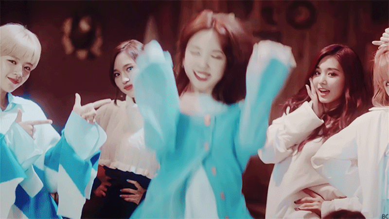 트와이스 신곡 中 낯설지 않은 안무 .jpg | 인스티즈