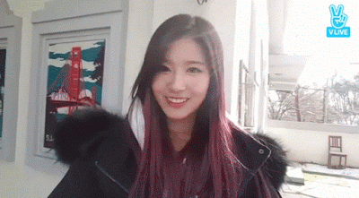 사랑스러운 매력이 있는 사나.gif | 인스티즈