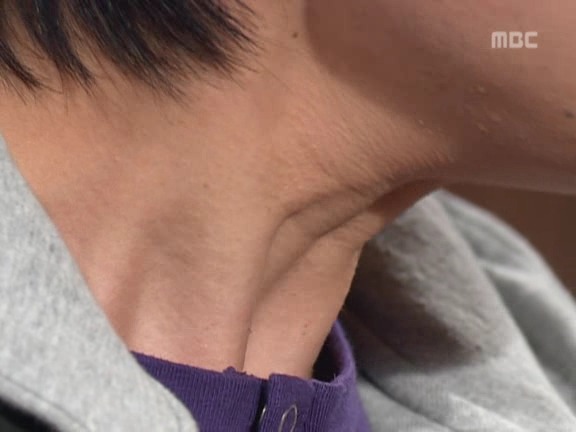 [거침없이하이킥] 박해미 앞에서 온순해진 민용이 ㅋㅋㅋㅋㅋ.jpg | 인스티즈