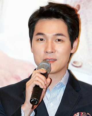 [취존주의] 하정우 X 이준기 캐미 폭발 조합 나만 보고 싶나여? - 발랄 로코 퀴어 시나리오.txt | 인스티즈