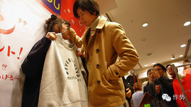 일본 어느 옷가게의 신박한 마케팅 | 인스티즈