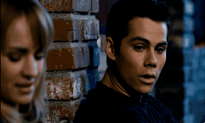 처음보는 사람이랑 연애상담 하다가 같이 자버렸어요.gif | 인스티즈