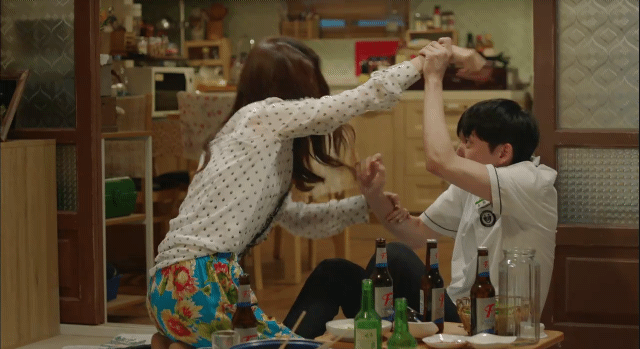 [부암동복수자들] 흔하지 않은 재벌의 술먹고 돈 하는 스케일 | 인스티즈