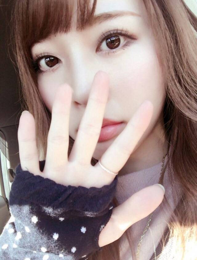 백옥같은 피부와 몸매지만 은근 저평가 경향이 있는(언급이 잘 안되는) 배우 | 인스티즈