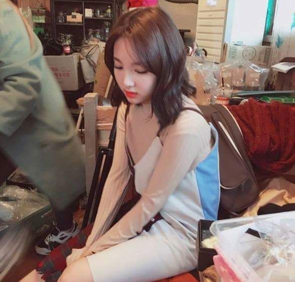 팀내 최연장자이자 서열 최하위인 두 걸그룹 멤버 | 인스티즈