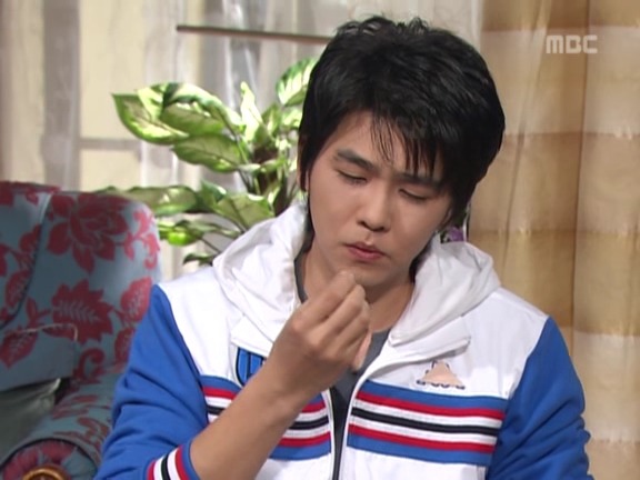 [거침없이하이킥] 박해미 앞에서 온순해진 민용이 ㅋㅋㅋㅋㅋ.jpg | 인스티즈