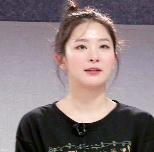 땀이 많아서 스태프가 힘들어한다는 레드벨벳 슬기.jpgif | 인스티즈