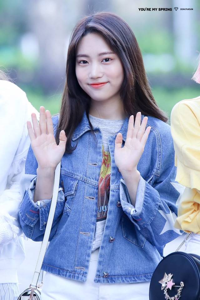 분위기가 너무 청초한 아이돌 | 인스티즈