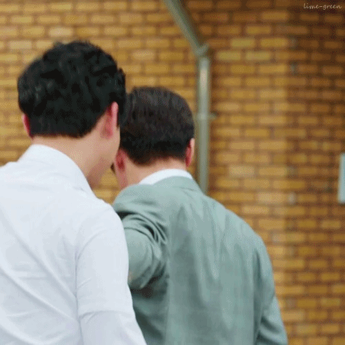 [고르기] 대학생 게녀를 쫓아다니는 고딩 고르기 | 인스티즈