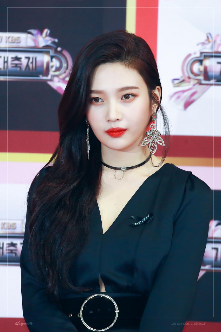 레드벨벳의 갓둥둥 조이.jpg | 인스티즈