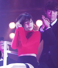 레전드 무대인 써니 피어나.jpgif | 인스티즈