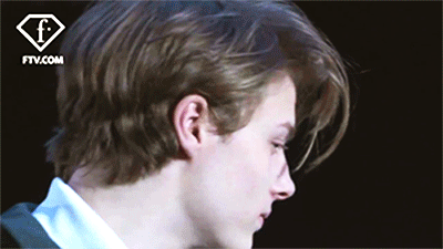 [고르기] 다정한 목소리로 야한 말 하기 vs 야한 목소리로 다정한 말 하기 | 인스티즈