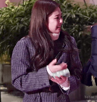 고양이처럼 생긴 블랙핑크 제니 | 인스티즈