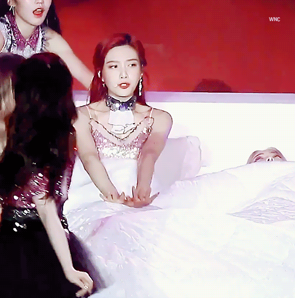 레드벨벳 콘서트 섹시 조이.gif | 인스티즈