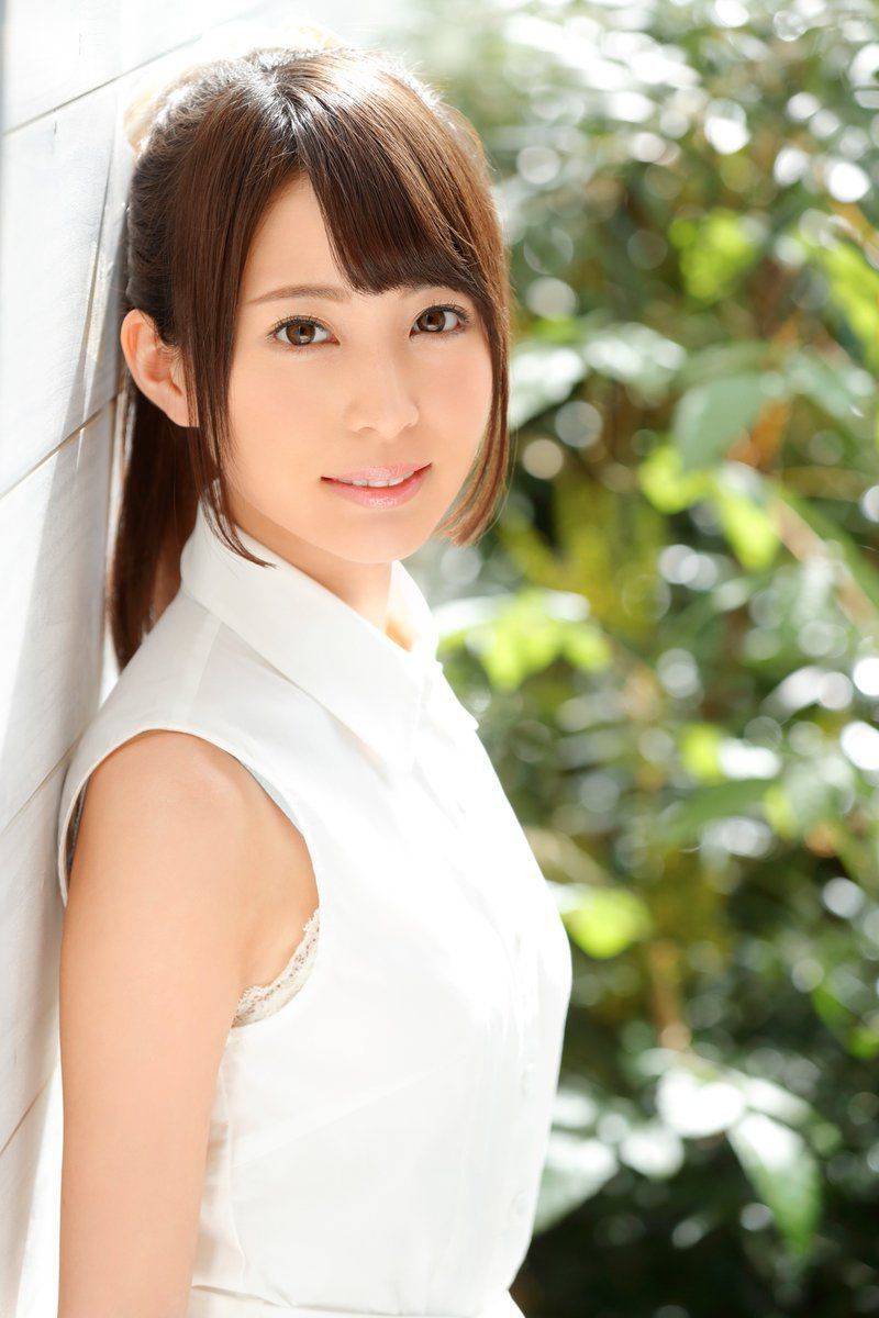 [극과극] 한명은 미친 몸매와 색기 또 다른 한명은 귀여운 스타일 | 인스티즈