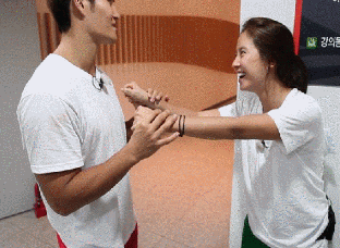 남자와의 키 차이 vs 손크기 차이 뭐가 더 발림포인트인가?.jpgif | 인스티즈