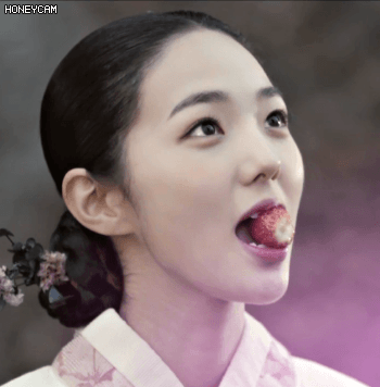 여친이랑 한 번쯤은 해 보는 키스.gif | 인스티즈