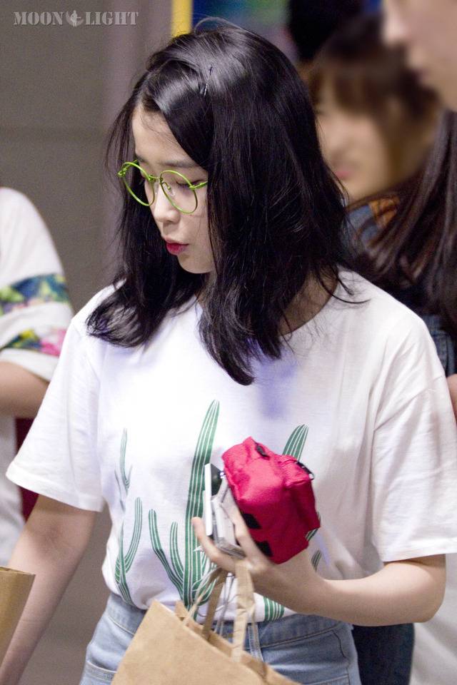아이유 말할때 입모양.jpg | 인스티즈