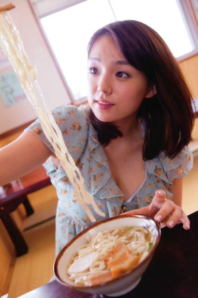 잘먹는 시노자키 아이.jpg | 인스티즈