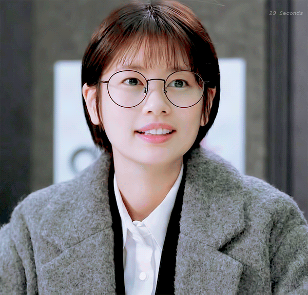 단발+안경이 사기 조합인 이유 | 인스티즈