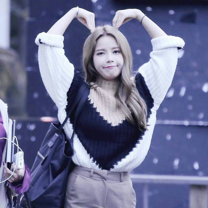 팀내 최연장자이자 서열 최하위인 두 걸그룹 멤버 | 인스티즈