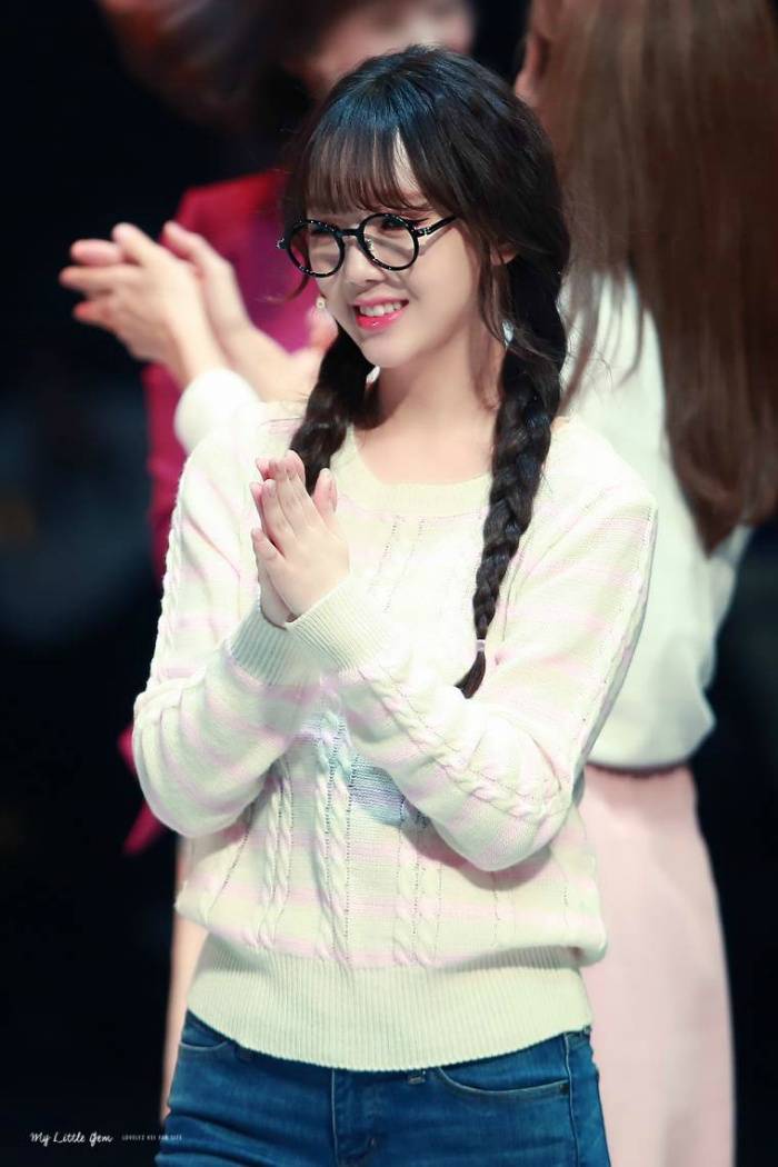 안경 쓴 러블리즈 멤버들 사진모음.jpgif | 인스티즈