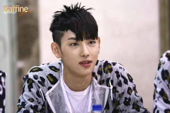 아이돌로 보는 스타일링의 중요성 (다소 극단적임 주의) | 인스티즈