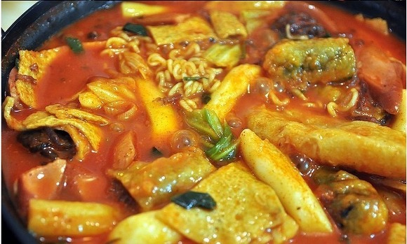 CNN이 선정한 한국에 머물게 되면 꼭 한 번쯤 먹어봐야 할 음식 Top20 | 인스티즈