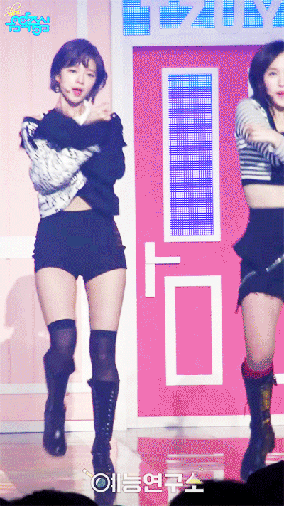 트와이스에서 다리 제일 이쁜 정연이 | 인스티즈