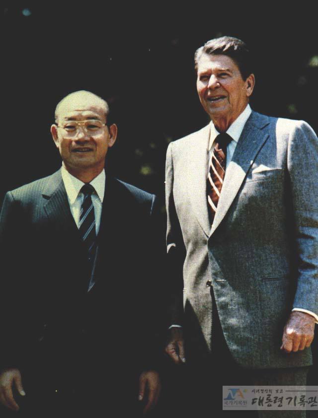 전두환과 로널드 레이건 미국 대통령 | 인스티즈