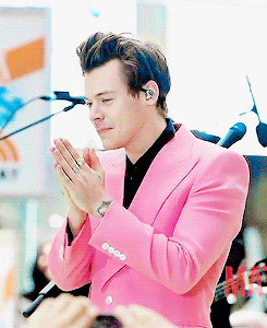 덩케르크 보고 치였는데 스크린 내리다보면 3초 탈덕 가능해지는 사람 | 인스티즈