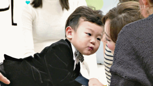 트와이스에게 시크함폭발하는 우리박.gif | 인스티즈